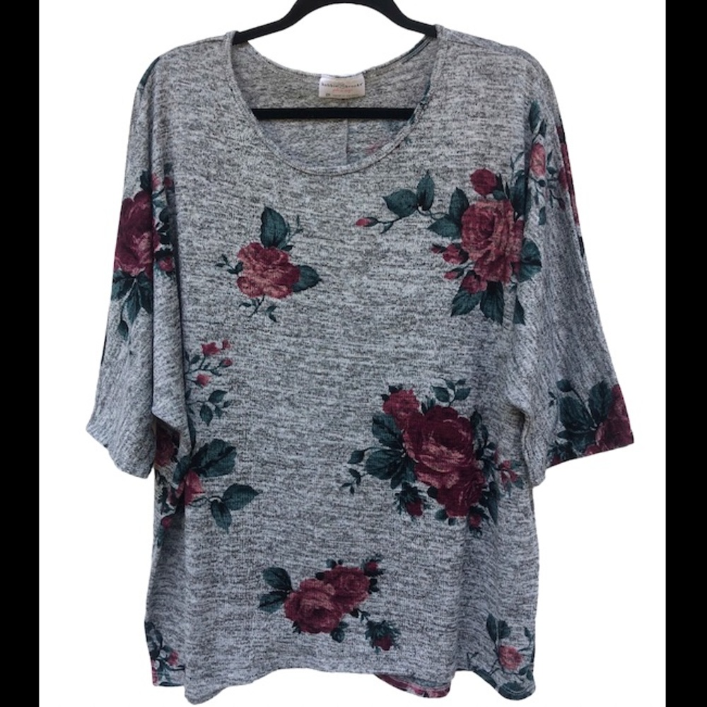 Floral light knit top Cottagecore 2X